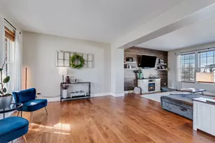 311 Austin Dr, Shorewood, IL 60404 - Photo 4