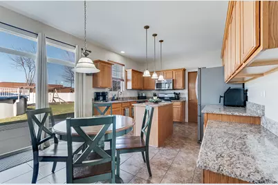 311 Austin Drive, Shorewood, IL 60404 - Photo 10