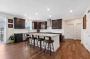 3579 Emerald Rd, Elgin, IL 60124 - Photo 8