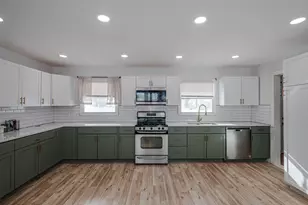 21339 W Morton Dr, Lake Villa, IL 60046 - Photo 8