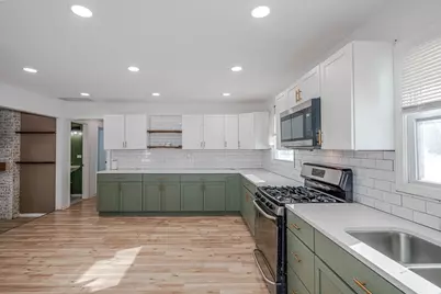 21339 W Morton Drive, Lake Villa, IL 60046 - Photo 10