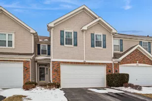 26 Blue Stem Ct, Streamwood, IL 60107 - Photo 1