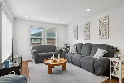 102 S Ashland Avenue, Palatine, IL 60074 - Photo 4