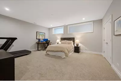 2027 W Belmont Avenue #1, Chicago, IL 60618 - Photo 26