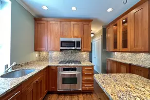 3614 N Bosworth Ave, Chicago, IL 60613 - Photo 6