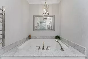 1500 N North Park Avenue, Chicago, IL 60610 - Photo 22