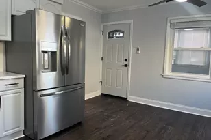 6522 N Spaulding Ave, Lincolnwood, IL 60712 - Photo 4