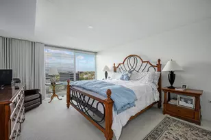 9725 Woods Dr, Skokie, IL 60077 - Photo 14