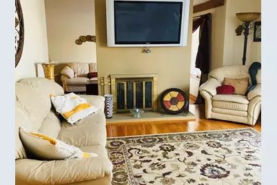 8315 Helen Court, Downers Grove, IL 60516 - Photo 2