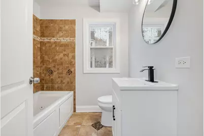 10557 S Indiana Avenue, Chicago, IL 60628 - Photo 8