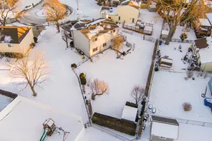 230 Ashley Ct, Roselle, IL 60172 - Photo 46