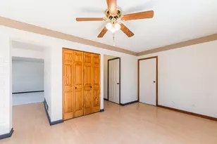 230 Ashley Ct, Roselle, IL 60172 - Photo 12