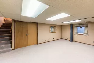 230 Ashley Ct, Roselle, IL 60172 - Photo 28