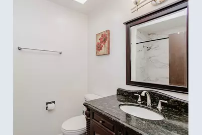 375 Ashwood Court, Vernon Hills, IL 60061 - Photo 14