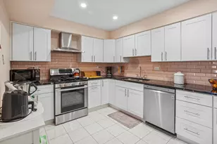 112 Mullingar Ct, Schaumburg, IL 60193 - Photo 10