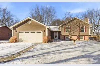 1107 S Wells Street, Sandwich, IL 60548 - Photo 1