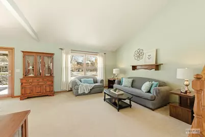 1107 S Wells Street, Sandwich, IL 60548 - Photo 4