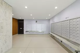 4800 S Chicago Beach Dr, Chicago, IL 60615 - Photo 8