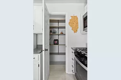 1606 Stratford Court #C2, Wheeling, IL 60090 - Photo 12