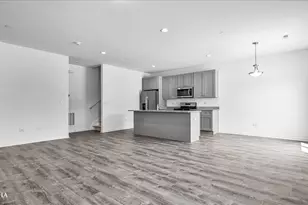 1202 Gillespie Ln, Yorkville, IL 60560 - Photo 4