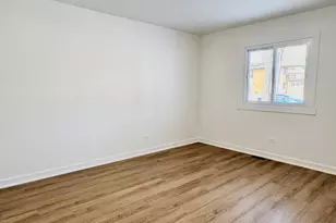 633 Dulles Rd, Des Plaines, IL 60016 - Photo 16