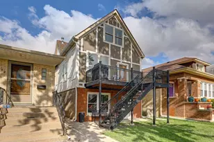 5040 W Berenice Ave, Chicago, IL 60641 - Photo 1