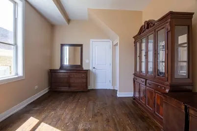 5040 W Berenice Avenue, Chicago, IL 60641 - Photo 12