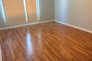 500 W Huntington Commons Rd, Mount Prospect, IL 60056 - Photo 14