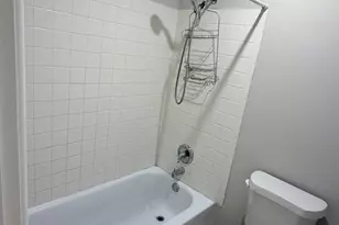 500 W Huntington Commons Rd, Mount Prospect, IL 60056 - Photo 18