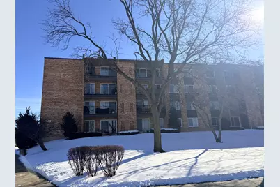 500 W Huntington Commons Road #255, Mount Prospect, IL 60056 - Photo 1