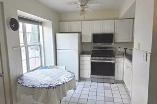 8019/8021 Lincoln Ave, Skokie, IL 60077 - Photo 10