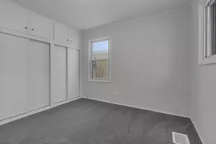 397 Oswego St, Park Forest, IL 60466 - Photo 16