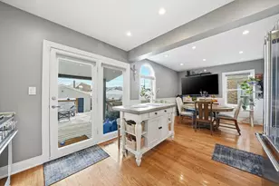 6813 S Keeler Ave, Chicago, IL 60629 - Photo 14