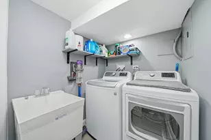 6813 S Keeler Ave, Chicago, IL 60629 - Photo 32