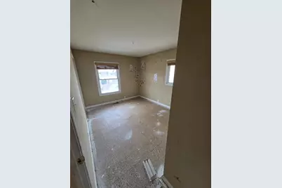 300 Hickory Avenue, Romeoville, IL 60446 - Photo 8