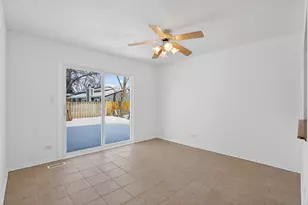 1345 Laurie Ln, Hanover Park, IL 60133 - Photo 6