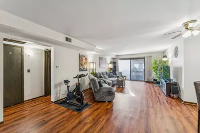 7632 W Lawrence Avenue #1B, Harwood Heights, IL 60706 - Photo 6