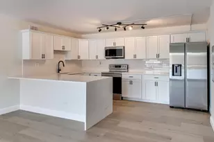 3345 Kirchoff Rd, Rolling Meadows, IL 60008 - Photo 2