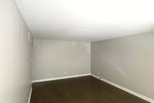 340 155th Pl, Calumet City, IL 60409 - Photo 2