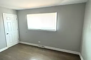 340 155th Pl, Calumet City, IL 60409 - Photo 10