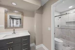 1600 Harris Dr, Aurora, IL 60502 - Photo 16