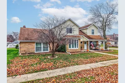 204 N Woodland Avenue, Oglesby, IL 61348 - Photo 1