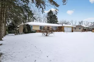 3472 Springwheat Dr, Rockford, IL 61114 - Photo 2