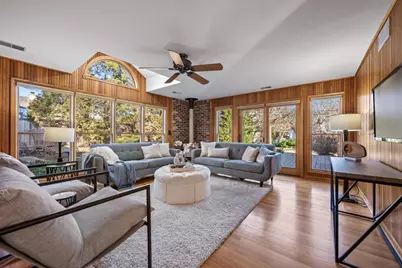 4541 Middaugh Avenue, Downers Grove, IL 60515 - Photo 8