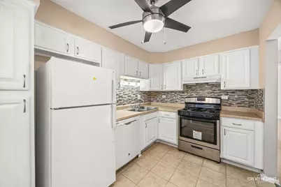 7323 Blackburn Avenue #203, Downers Grove, IL 60516 - Photo 8