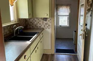 37 Argyle Ave, Joliet, IL 60433 - Photo 8