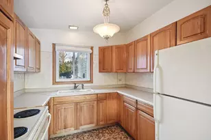 15519 Ellis Ave, Dolton, IL 60419 - Photo 10