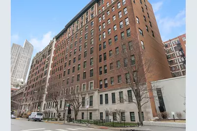 232 E Walton Place #5E, Chicago, IL 60611 - Photo 1