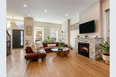 3604 S Prairie Avenue, Chicago, IL 60653 - Photo 2