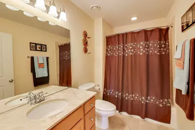 230 W Division Street #1405, Chicago, IL 60610 - Photo 18